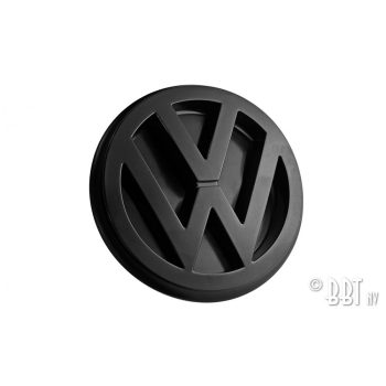   Embléma, VW, fekete hátsó T25 08/87-07/92 100mm (Original VW) Ez van a T4 Transporter hátsó ajtón is 2003-ig.