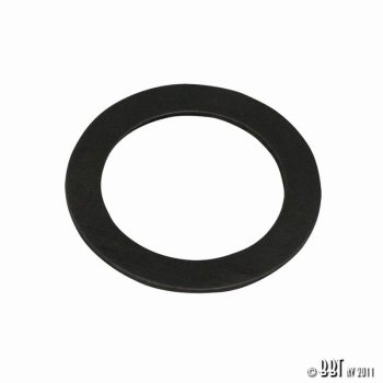   Megvezetö alátét 0.60mm a gyujtásmeghajtó fogastengely alatt a blokkban. 