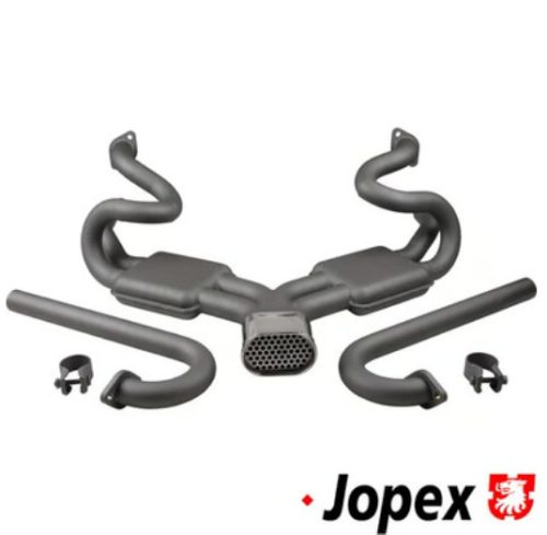 Sebring stílusú sport kipufogó leömlö, 2 hangtompítóval és J-csövekkel a höcserélök helyett, szívócsövek 38x1,5 mm, kipufogócsövek 41x1,5 mm. Üveggyöngyszórt rozsdamentes acélból készült.