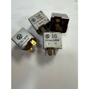 Fényváltórelé 150watt, használt, de van közte új is, 