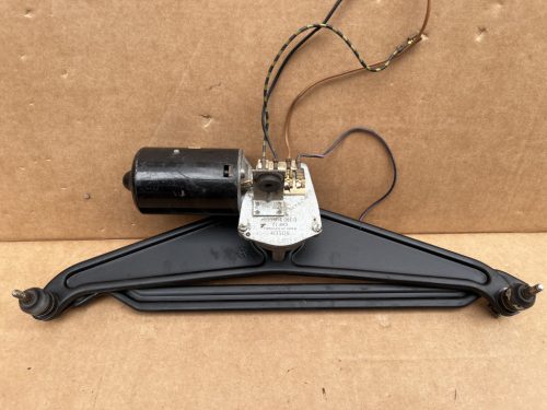 Ablaktörlö motor szerkezettel, használt, tökéletes állapotban 12Volt (7.)